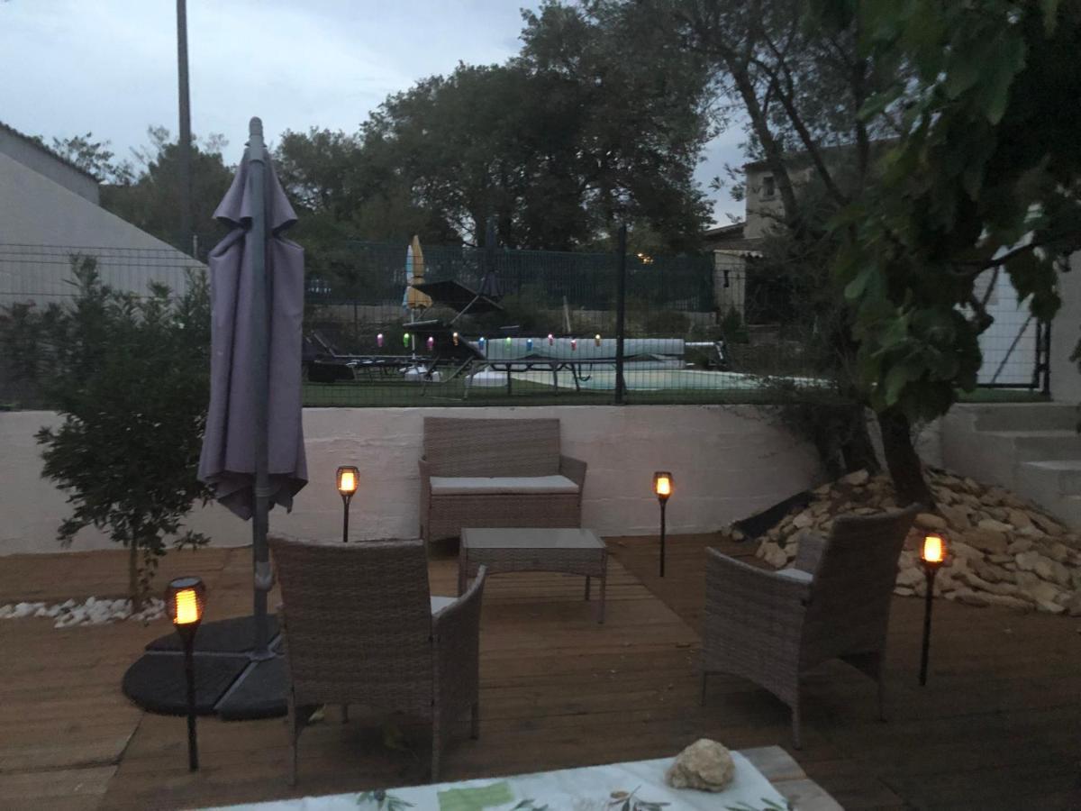Gite Climatise Avec Piscine Sur Les Hauteurs De Bollene Exterior photo